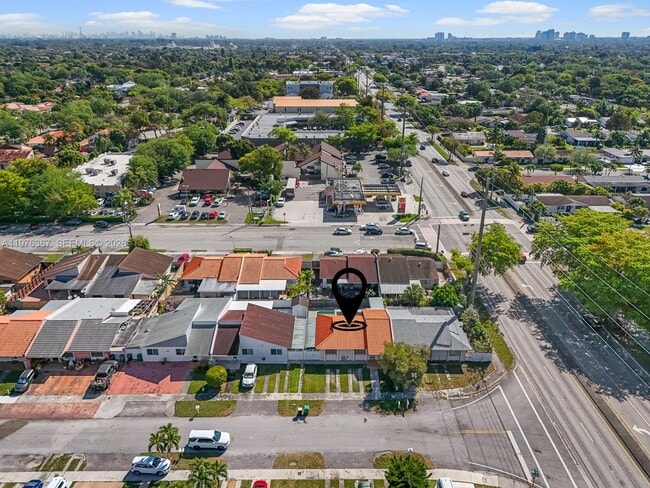 Building Photo - 7121 SW 102nd Ct