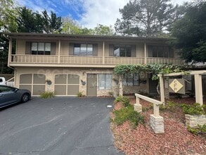 Building Photo - 857 Pacific St