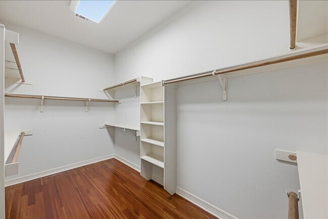 Building Photo - 13725 Madrone Mountain Way