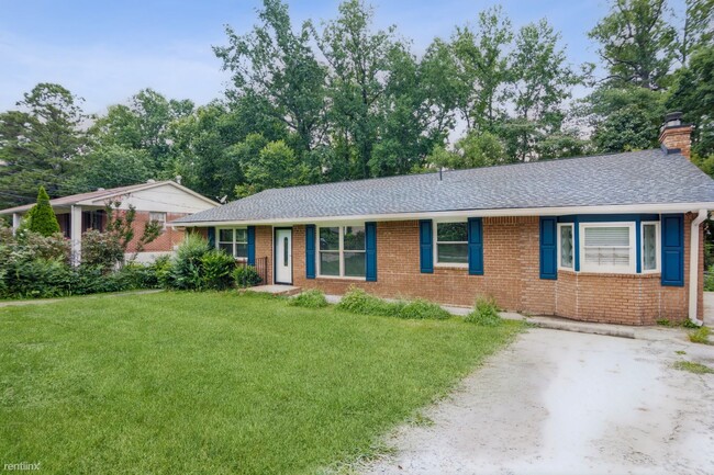 Building Photo - 3 br, 2.5 bath House - 2817 Carriage Lane