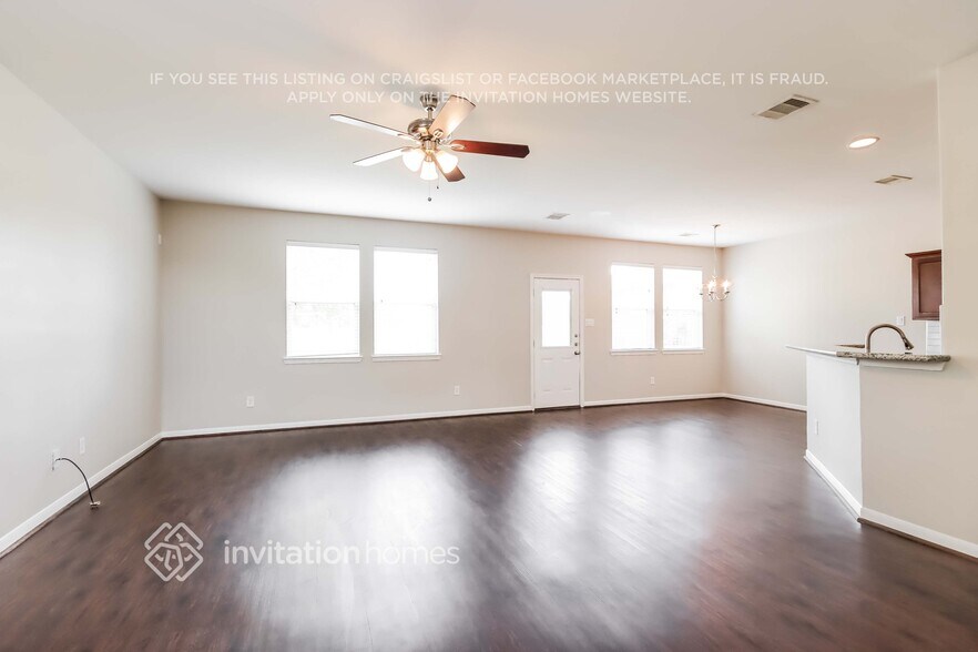 Building Photo - 18702 Walden Glen Cir