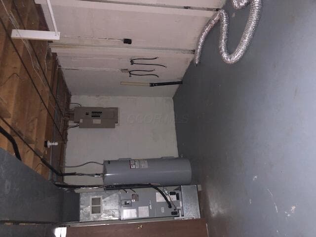 Building Photo - 1760 Watertower Dr