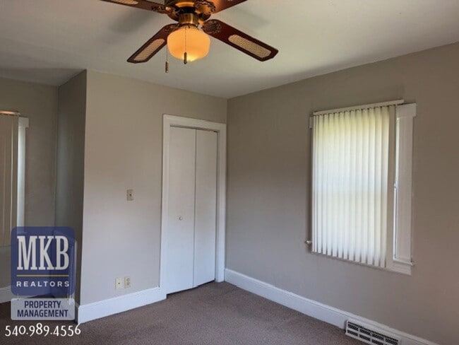 Building Photo - Single Family Home in Salem City