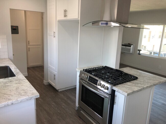Building Photo - Faircrest Apartments