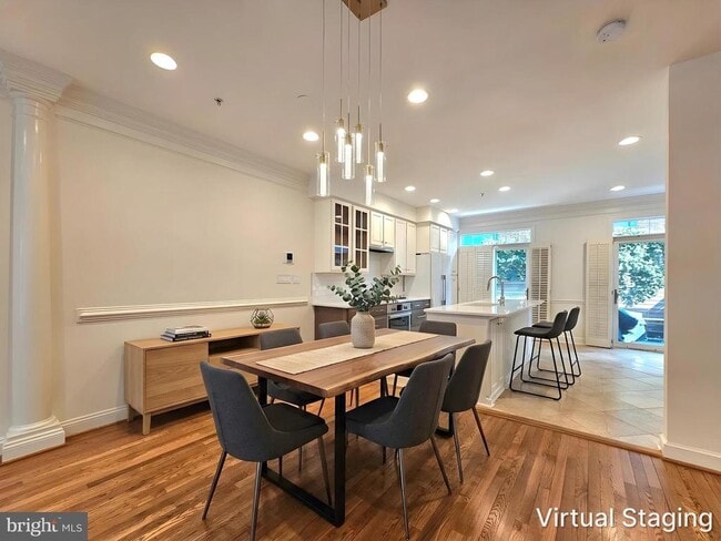 Building Photo - 315 Hearthstone Mews