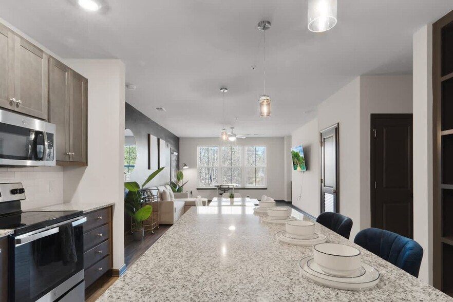 Building Photo - 1540 Dunn Rd