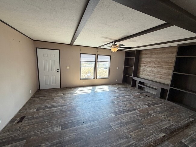 Building Photo - 2218 FM 665