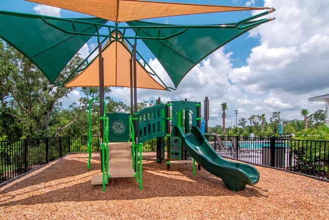 Building Photo - Modern New Construction Townhome in Desirable Lakewood Ranch – Up to 1 Month Free