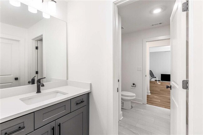 Building Photo - 3127 Cherry Blossom Ln