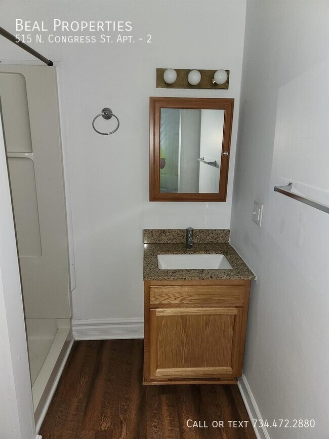 Building Photo - 515 Congress St