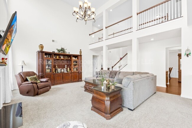 Building Photo - 14917 Baldridge Dr