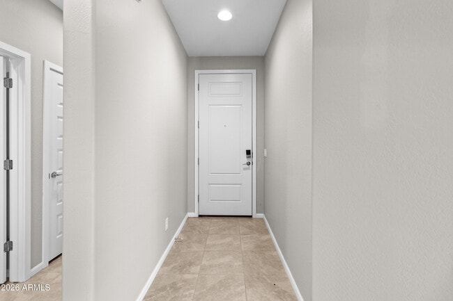 Building Photo - 3236 Juniper Cyn Dr
