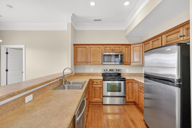 Building Photo - 922 Bracken Trail