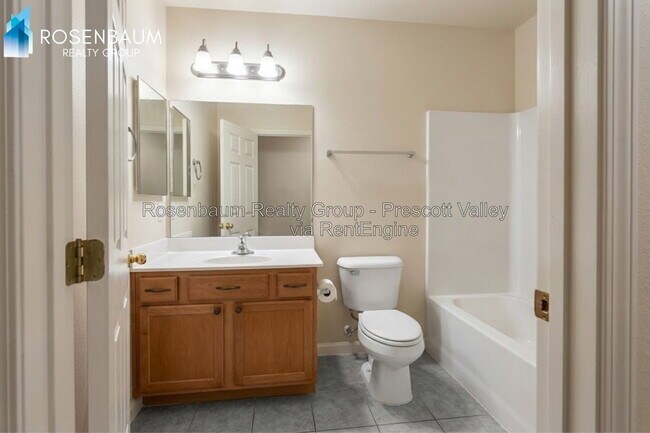 Building Photo - 8049 E Jacque Dr