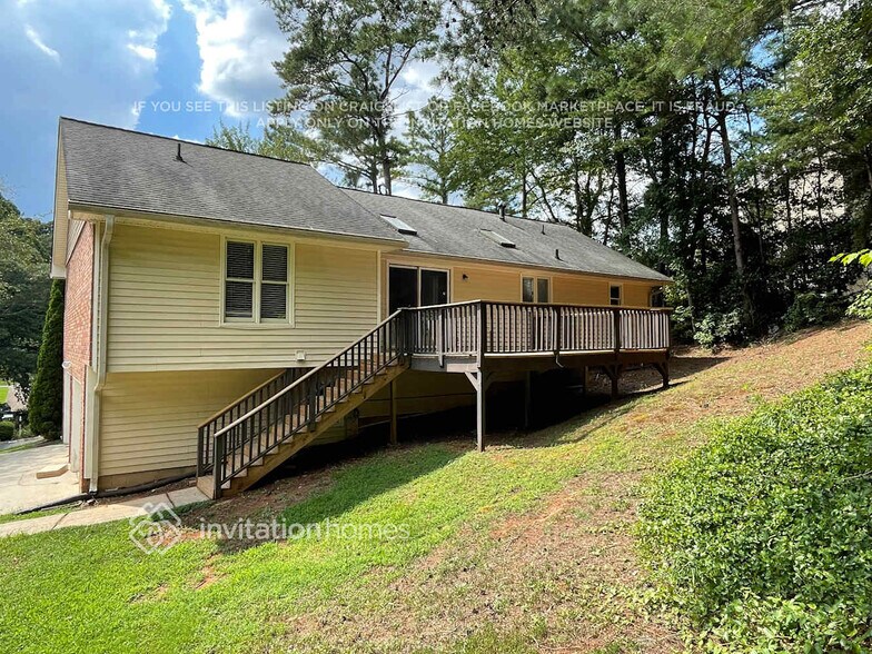 Building Photo - 4932 Falcon Wood Trace NE