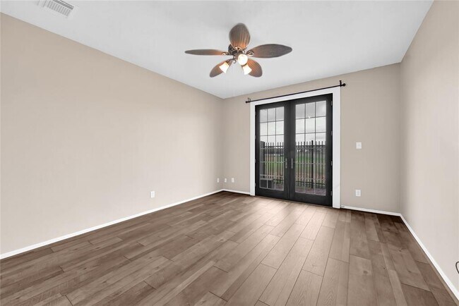 Building Photo - 4406 Park Trail Ln