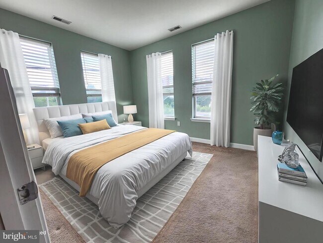 Building Photo - 2610 Sheridan Rd SE