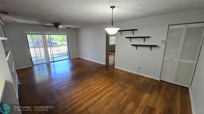Building Photo - 11188 Royal Palm Blvd