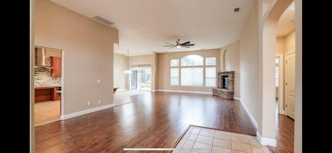 Building Photo - 846 Miraggio Dr