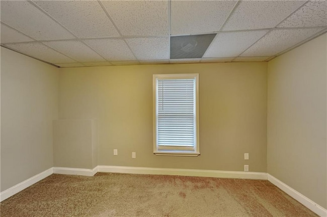 Building Photo - 3930 Summit Gate Dr