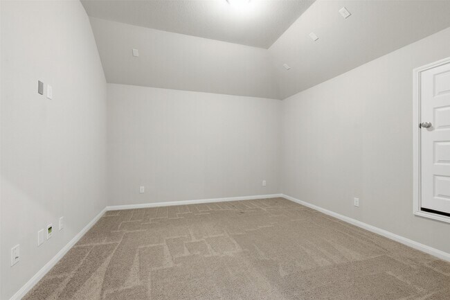 Building Photo - 2207 Silver Canyon Ln