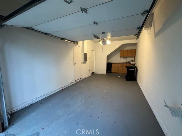 Building Photo - 7 Montara Dr