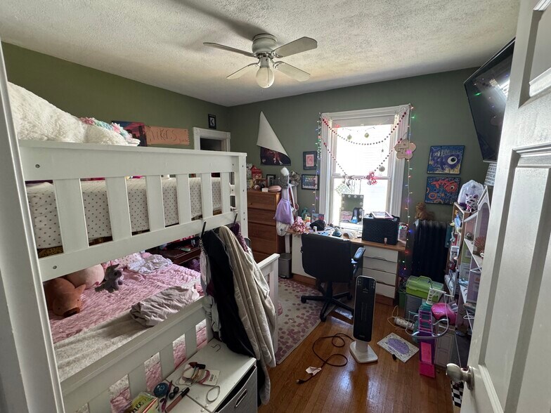 Building Photo - 69 Partridge Ave