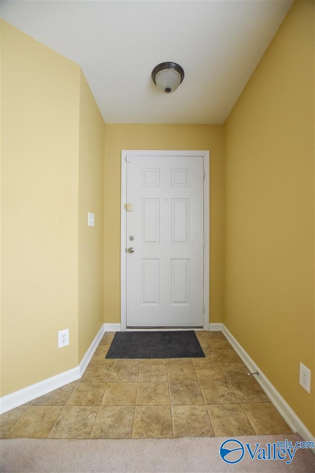 Building Photo - 15395 Mill Valley Dr