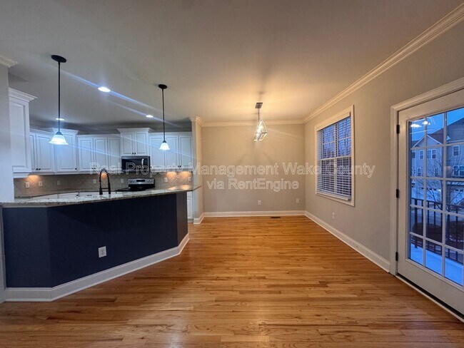 Building Photo - 441 Heritage Village Ln