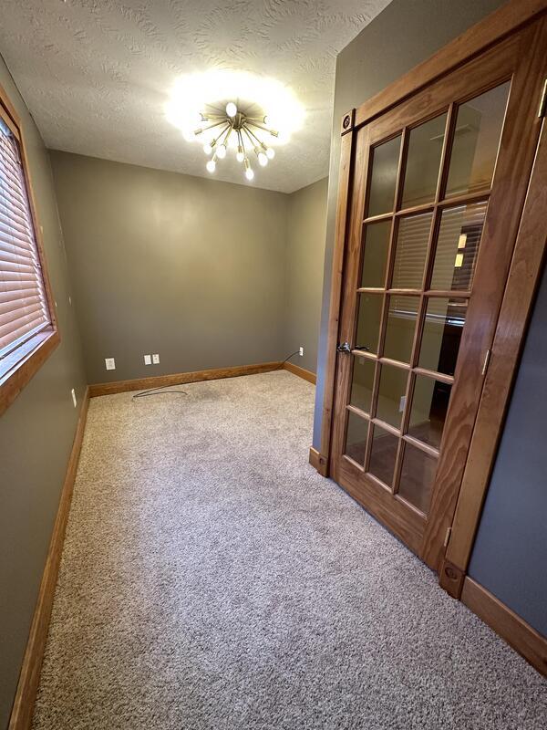 Building Photo - 113 Manilla Dr