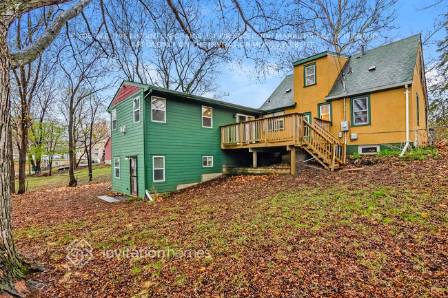 Building Photo - 6631 Oakland Ave S