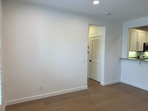 Building Photo - 1341 McFadden Dr