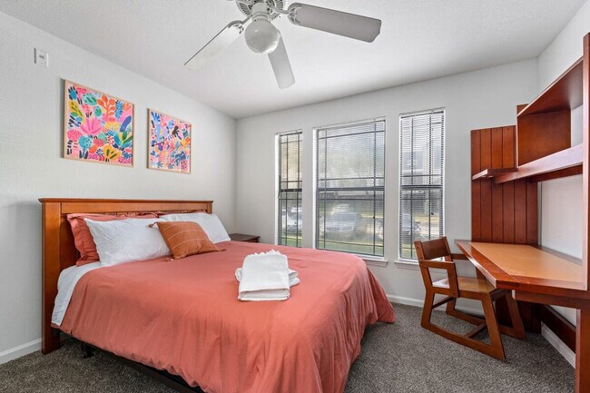 Building Photo - 15001 Caribou Ct