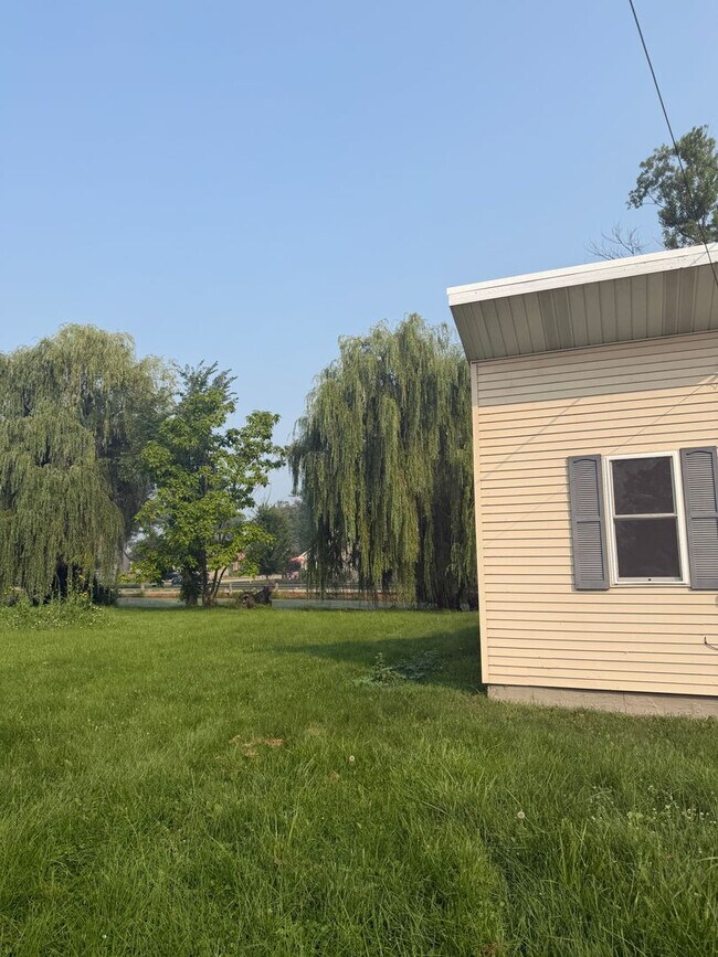 Building Photo - 26974 103rd Pl