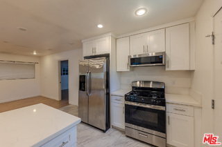 Building Photo - 837 Sunset Ave