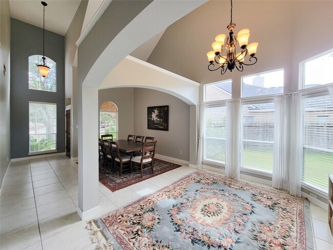 Building Photo - 15607 Tarpon Springs Ct