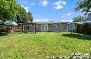 Building Photo - 526 Schmeltzer Ln