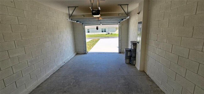 Building Photo - 1746 Red Canyon Dr