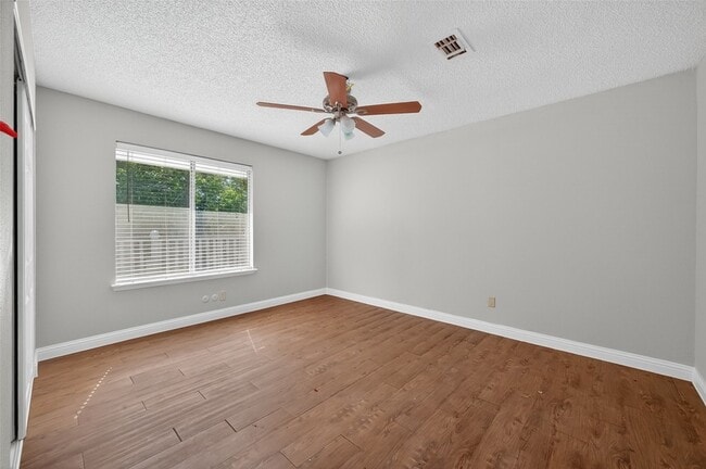 Building Photo - 7711 Del Glen Ln