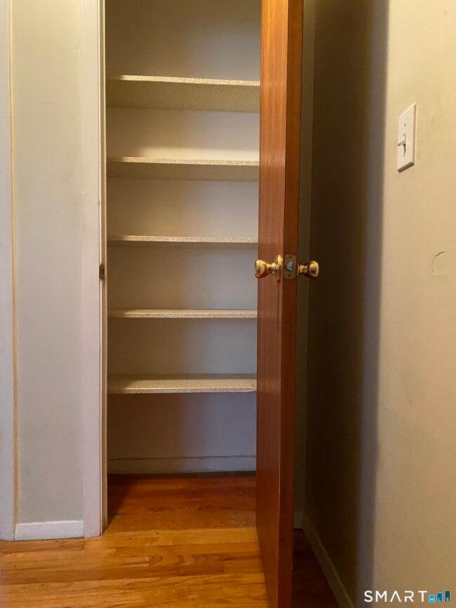 Building Photo - 27 Jerry Rd