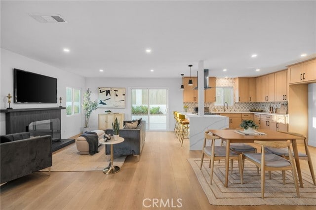 Building Photo - 6210 Halstead