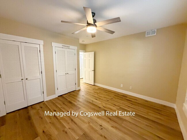 Building Photo - 5005 N Edgewood Dr
