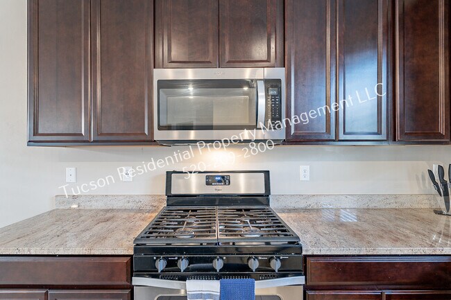 Building Photo - 9578 S Trapper Ridge Dr