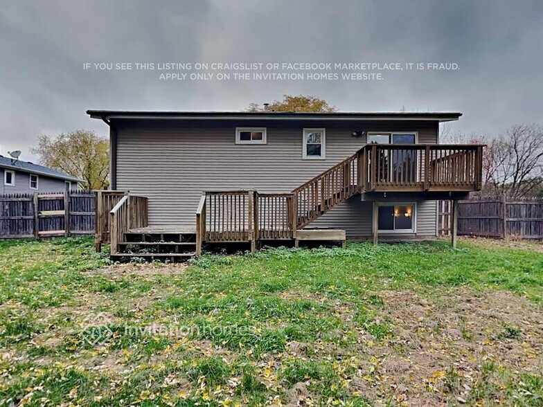 Building Photo - 750 116th Ave NE