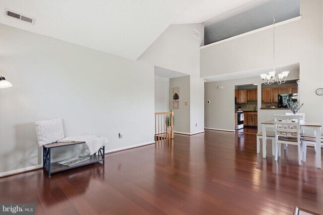 Building Photo - 3604 Waltham Ct