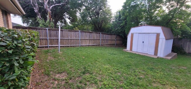 Building Photo - 5624 Woodway Dr