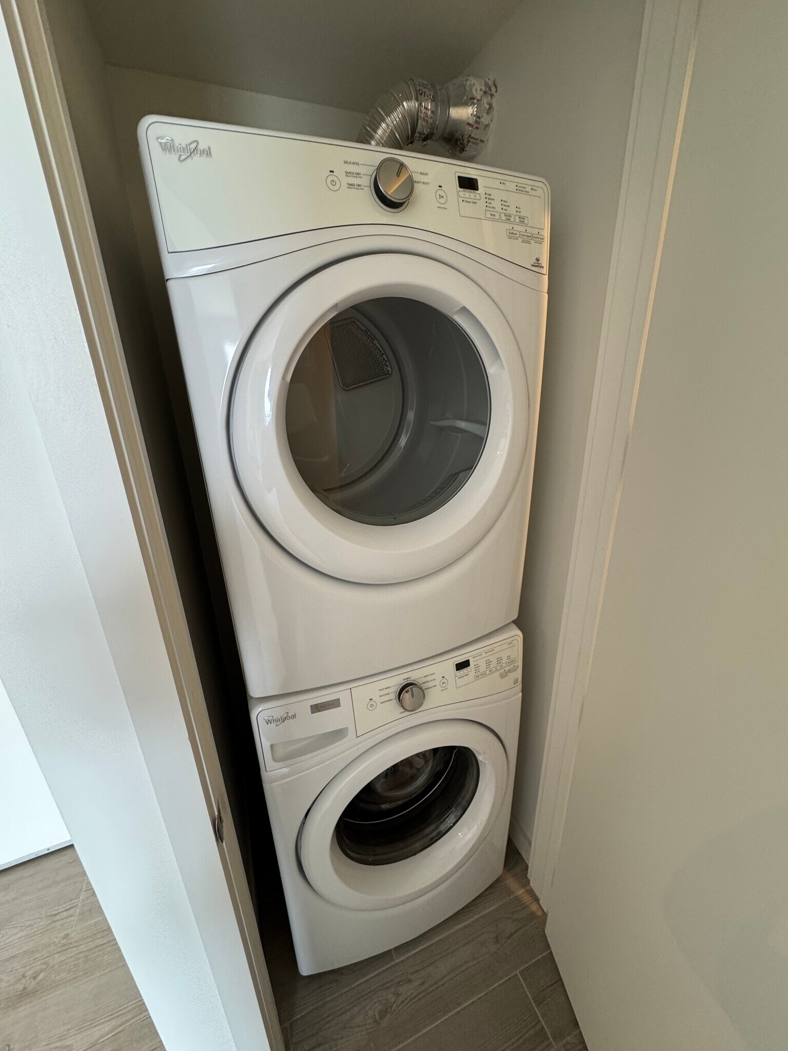 Washer & Dryer - 342 NE 35th St