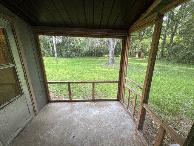 Building Photo - 21514 Campbell Dr