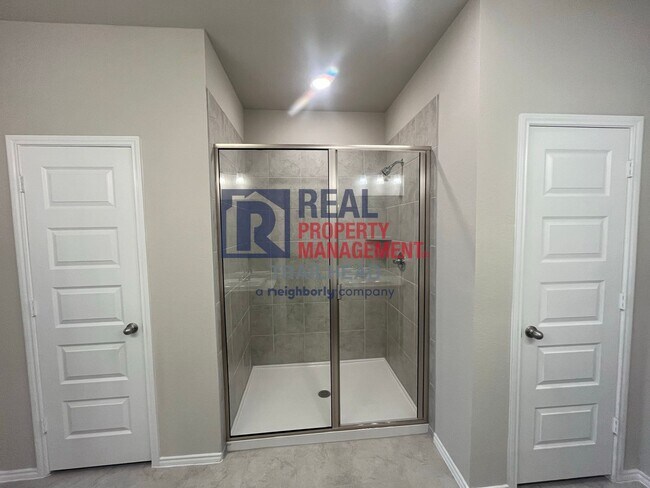 Building Photo - Striking 3 Bedroom/3 Bath Open Concept Hom...