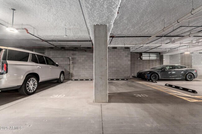 Building Photo - 19355 N 73rd Way